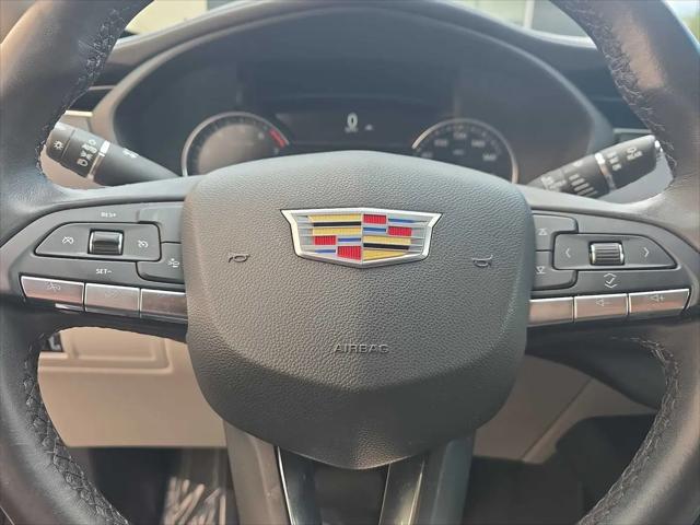 2021 Cadillac XT4 AWD Premium Luxury