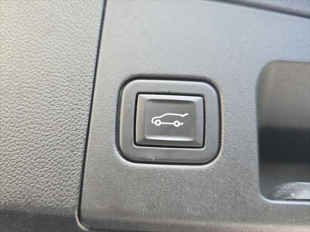 2021 Cadillac XT4 AWD Premium Luxury
