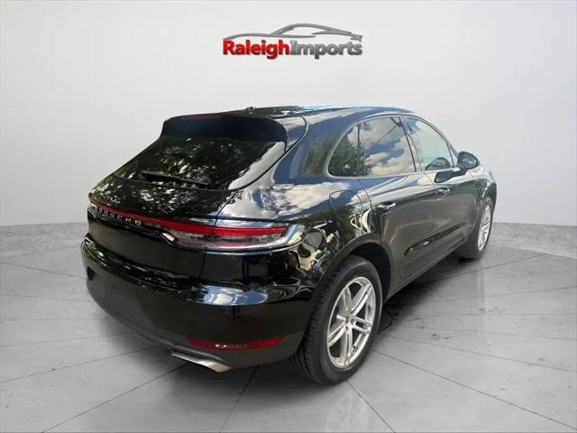 2020 Porsche Macan Macan