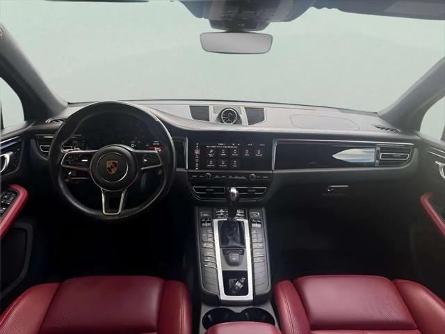2020 Porsche Macan Macan