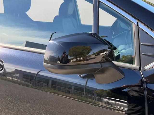 2024 Toyota Sienna Woodland Edition