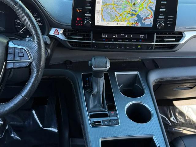 2024 Toyota Sienna Woodland Edition