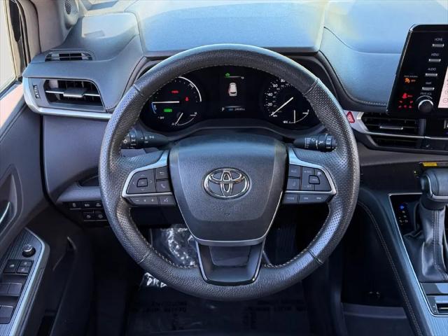 2024 Toyota Sienna Woodland Edition