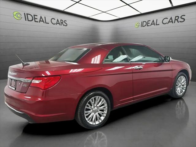 2013 Chrysler 200 Limited