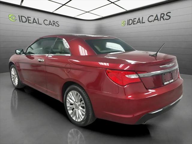 2013 Chrysler 200 Limited