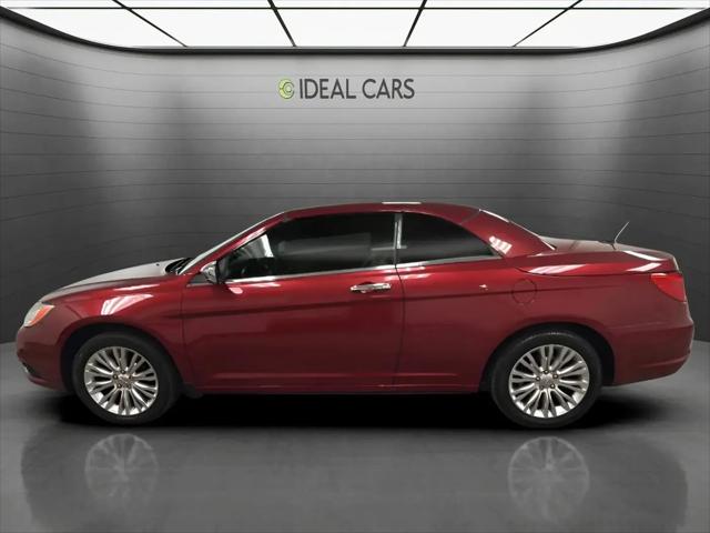 2013 Chrysler 200 Limited