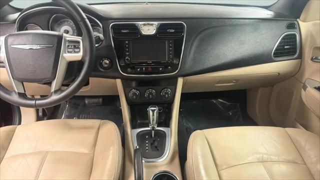 2013 Chrysler 200 Limited
