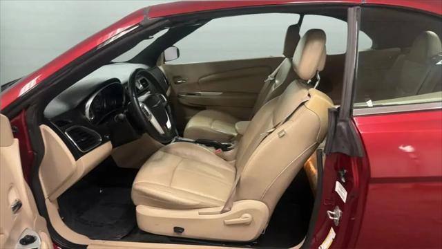 2013 Chrysler 200 Limited