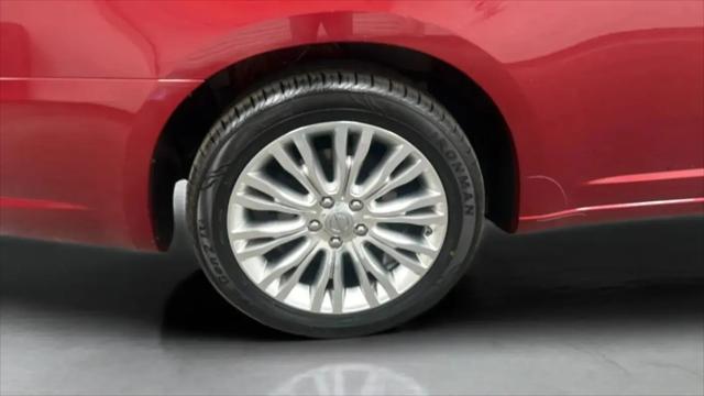 2013 Chrysler 200 Limited