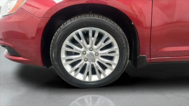 2013 Chrysler 200 Limited