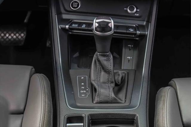 2022 Audi Q3 Premium Plus 45 TFSI S line quattro Tiptronic