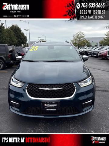 2025 Chrysler Pacifica Pinnacle for sale in Tinley Park, IL