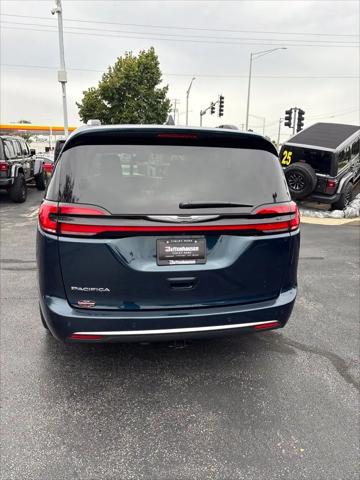 2025 Chrysler Pacifica Pinnacle