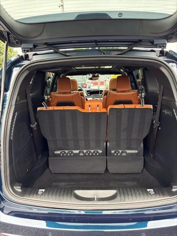 2025 Chrysler Pacifica Pinnacle