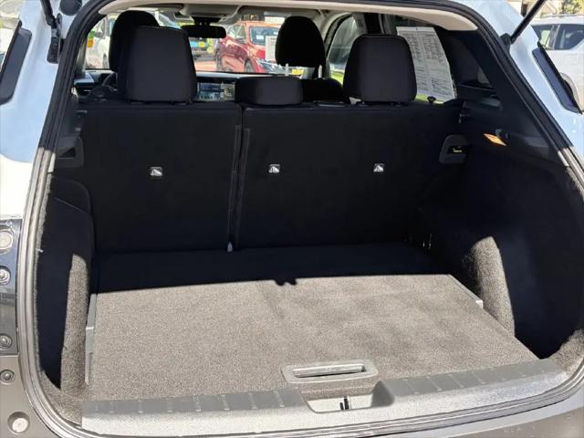 2025 Nissan Kicks SV FWD