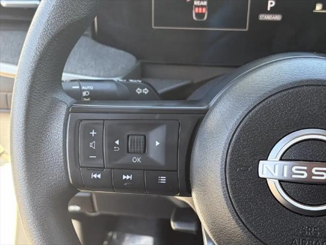 2025 Nissan Kicks SV FWD