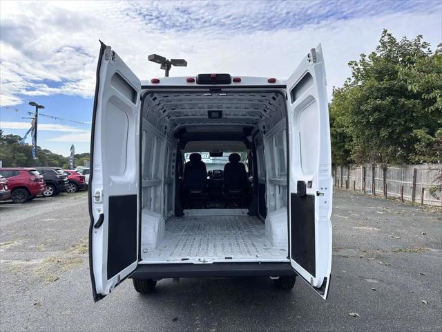 2025 Ram ProMaster 2500 Cargo Van Tradesman High Roof 159 WB w/Pass Seat