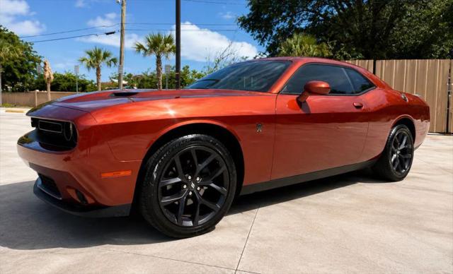 2021 Dodge Challenger SXT