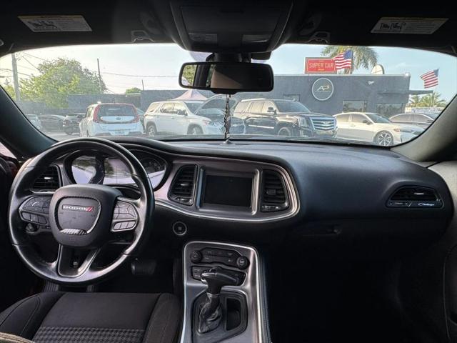 2021 Dodge Challenger SXT