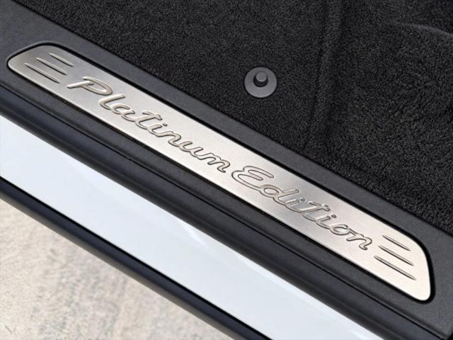 2017 Porsche Cayena Platinum Edition