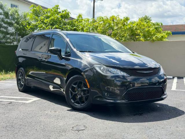 2019 Chrysler Pacifica Touring L