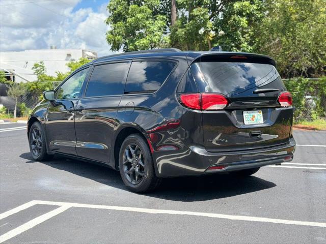 2019 Chrysler Pacifica Touring L
