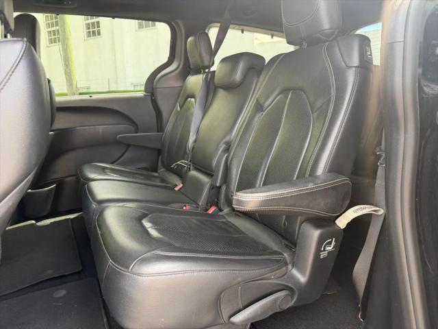 2019 Chrysler Pacifica Touring L