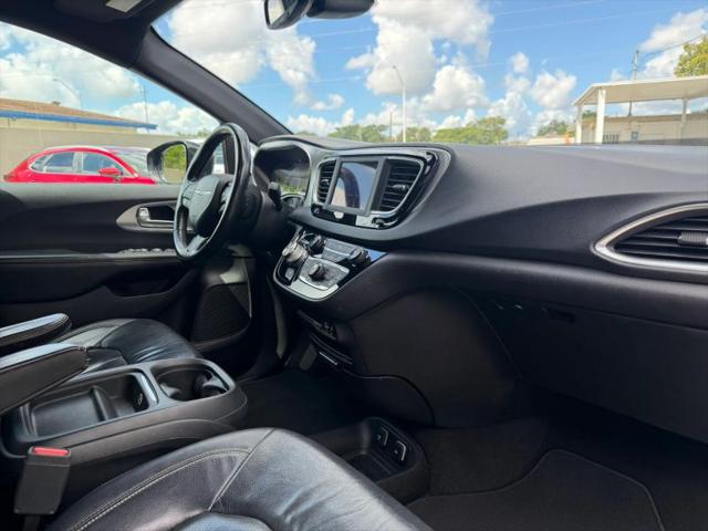 2019 Chrysler Pacifica Touring L