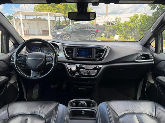 2019 Chrysler Pacifica Touring L