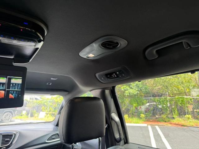 2019 Chrysler Pacifica Touring L