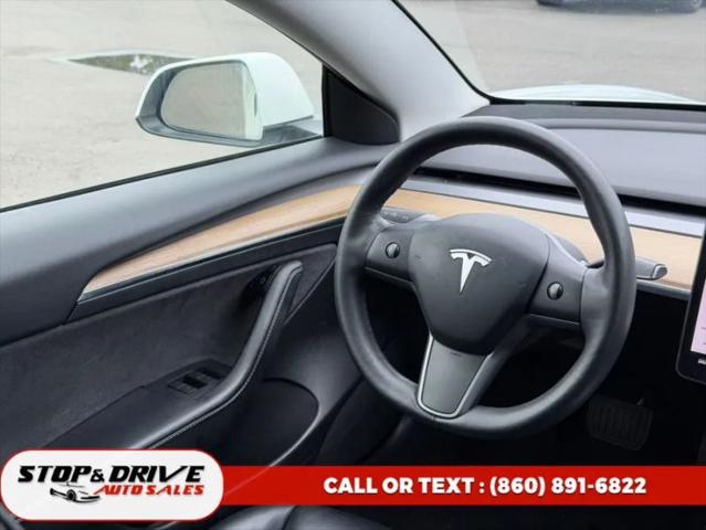 2021 Tesla Model 3 Standard Range Plus Rear-Wheel Drive