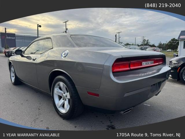 2012 Dodge Challenger SXT