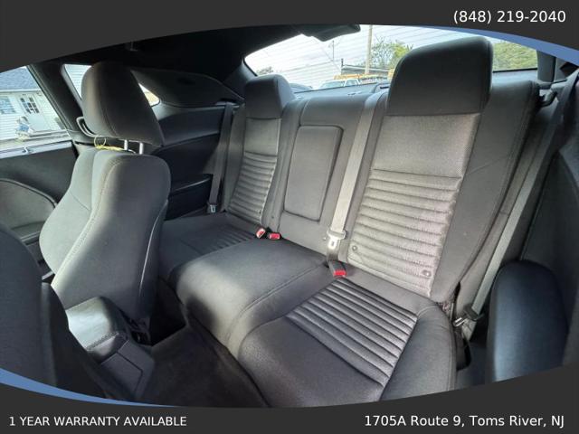 2012 Dodge Challenger SXT