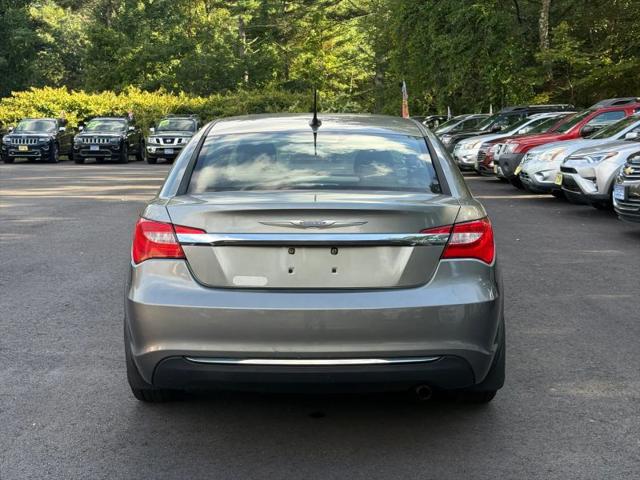 2012 Chrysler 200 Touring