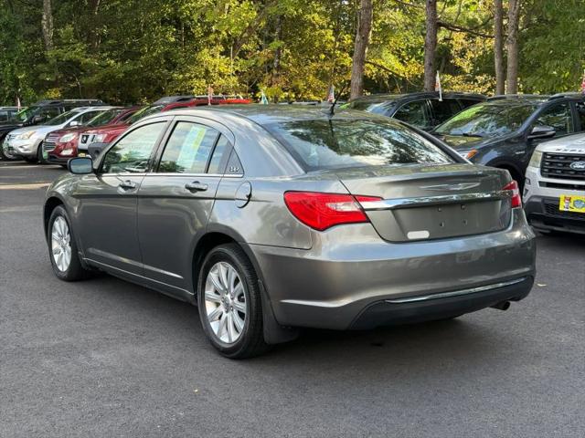 2012 Chrysler 200 Touring