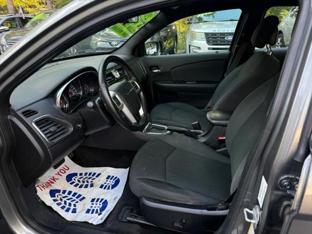 2012 Chrysler 200 Touring