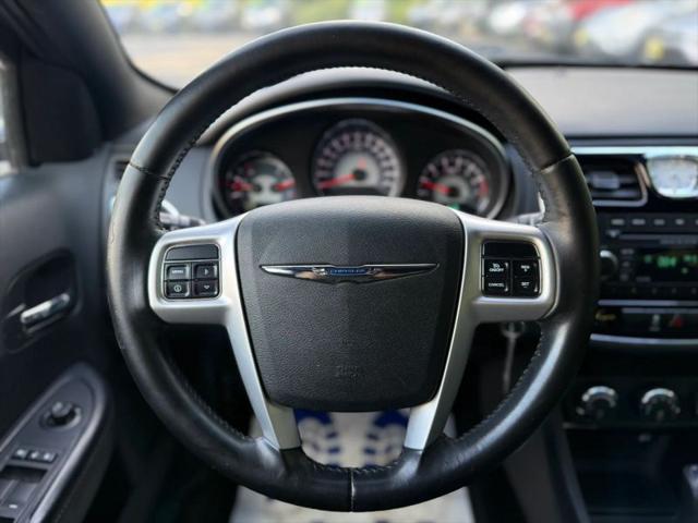 2012 Chrysler 200 Touring