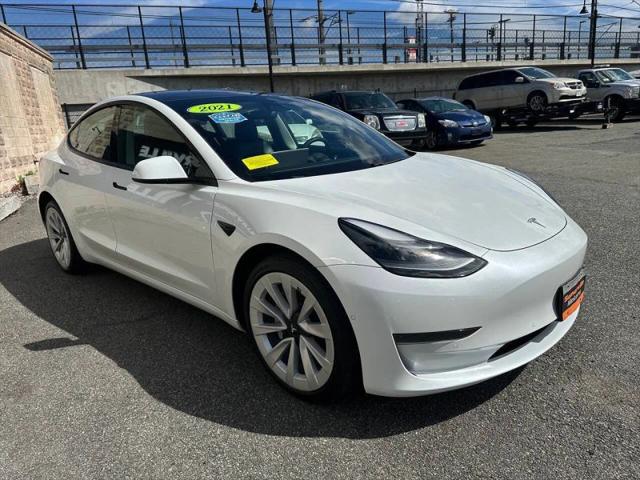 2021 Tesla Model 3 Standard Range Plus Rear-Wheel Drive