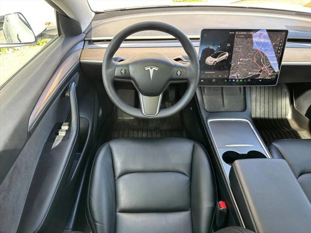 2021 Tesla Model 3 Standard Range Plus Rear-Wheel Drive