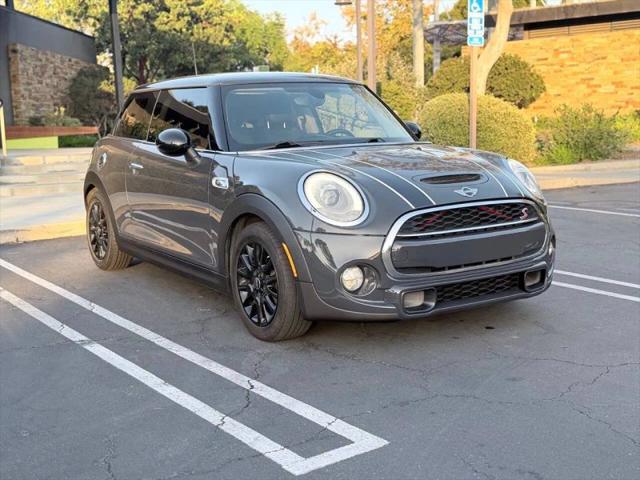 2015 MINI Cooper Hardtop S
