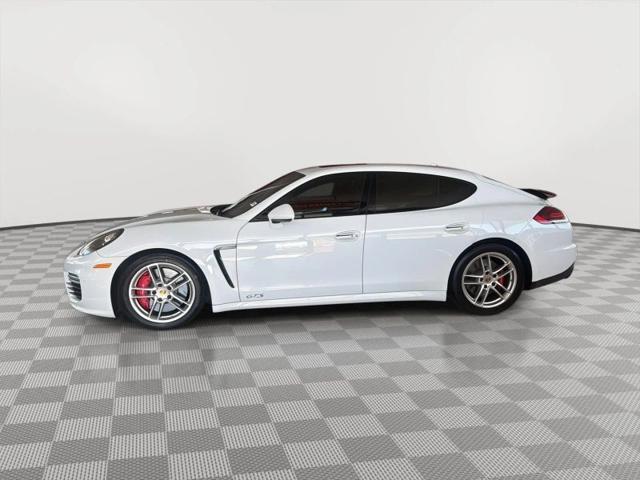 2016 Porsche Panamera GTS