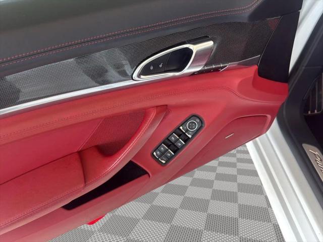 2016 Porsche Panamera GTS