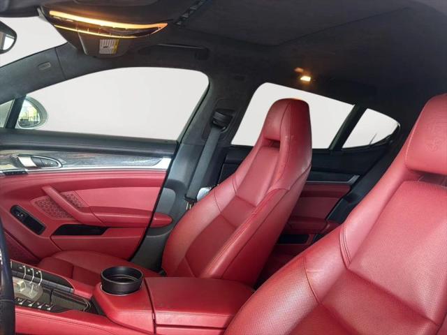 2016 Porsche Panamera GTS