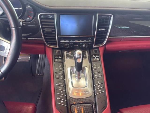2016 Porsche Panamera GTS