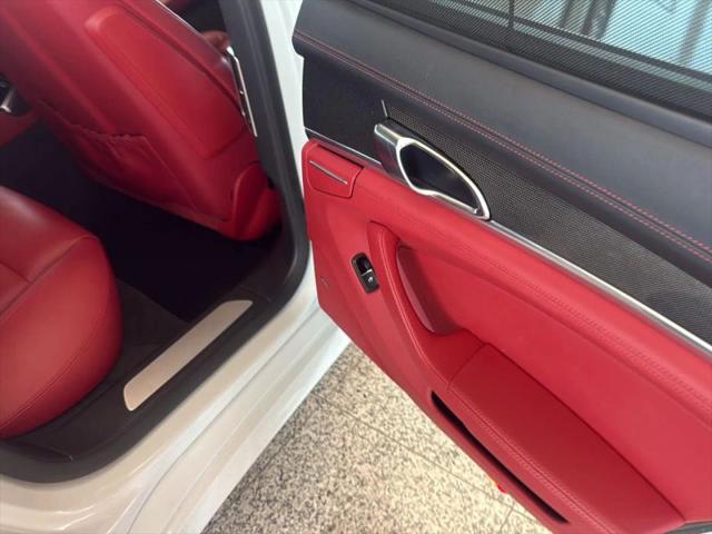2016 Porsche Panamera GTS