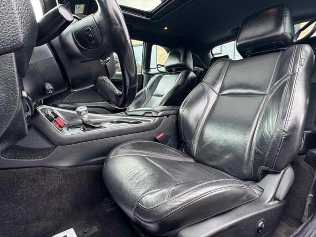 2018 Dodge Challenger SXT Plus
