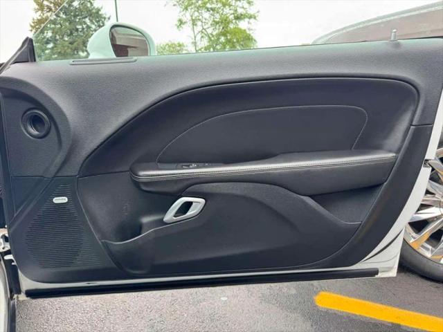 2018 Dodge Challenger SXT Plus