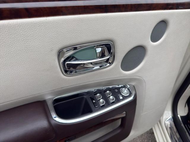 2013 Rolls-Royce Ghost Base