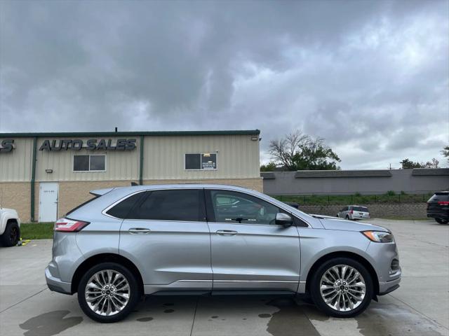 2022 Ford Edge Titanium