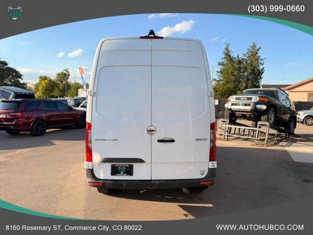 2021 Freightliner Sprinter Standard Roof I4